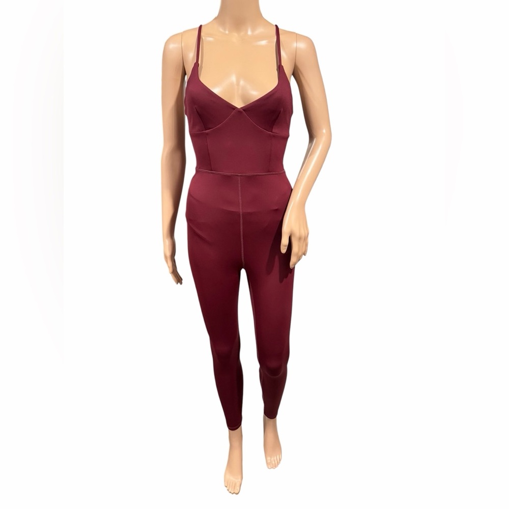 IVL Jumpsuit Womens Burgundy V-Neck Spaghetti Cross Back Size 4
